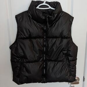 Old Navy Puffer Vest